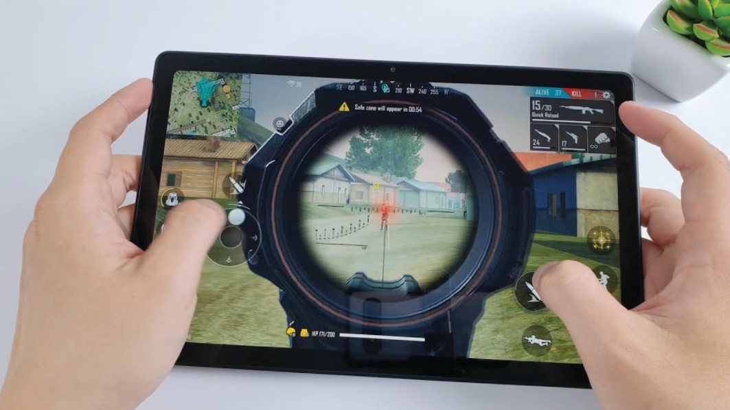 Samsung Galaxy Tab A7 10.4 (2020) test game Free Fire Mobile  Gameplay