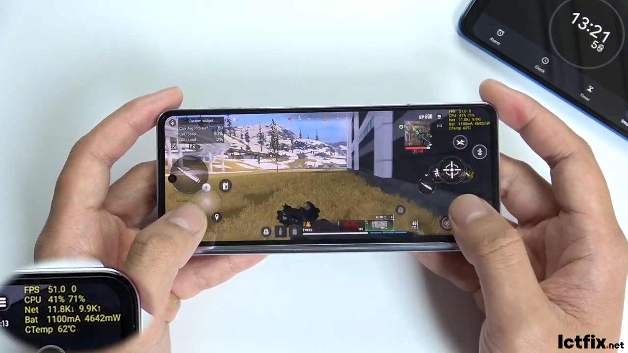 Samsung Galaxy Z Fold 5 Call of Duty Warzone Mobile Gaming test