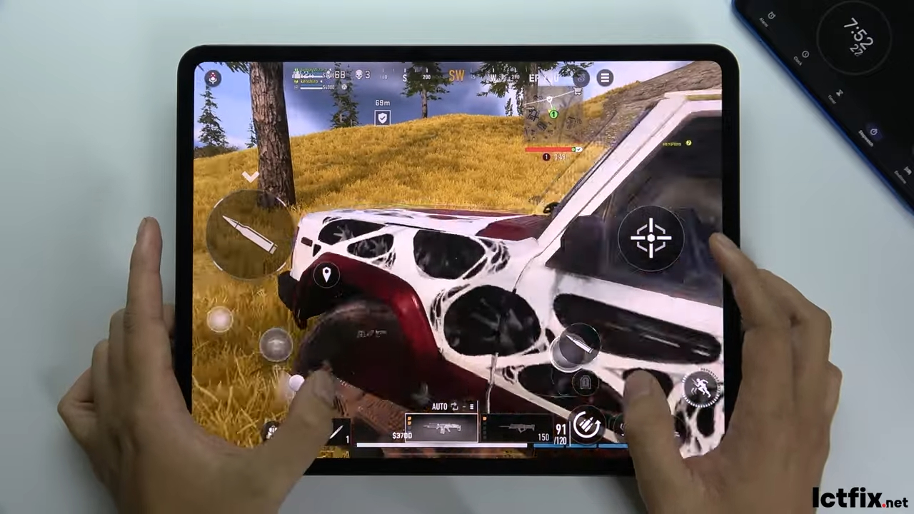 iPad Pro M4 13 inch Call of Duty Warzone Mobile Gaming test