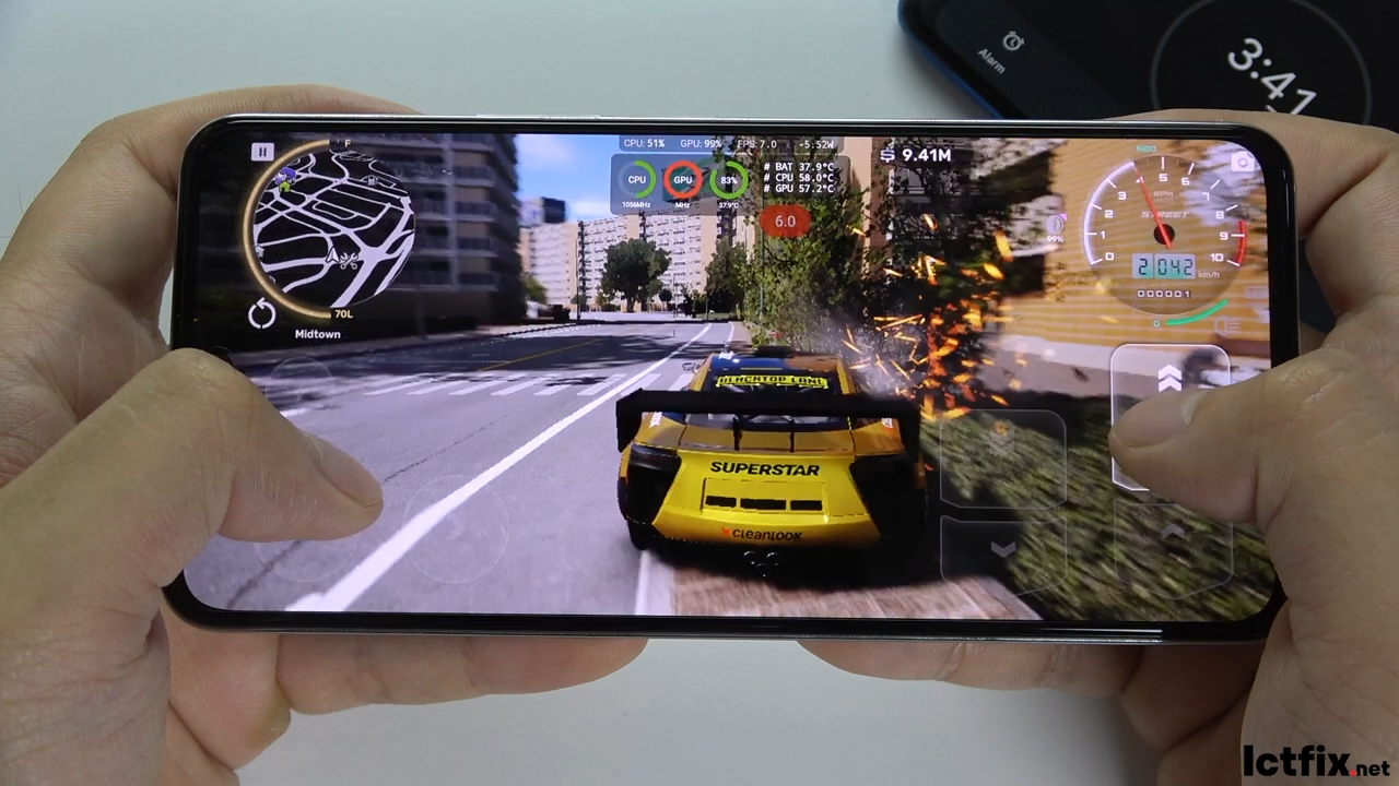 Vivo V40 Lite CarX Street Gaming test